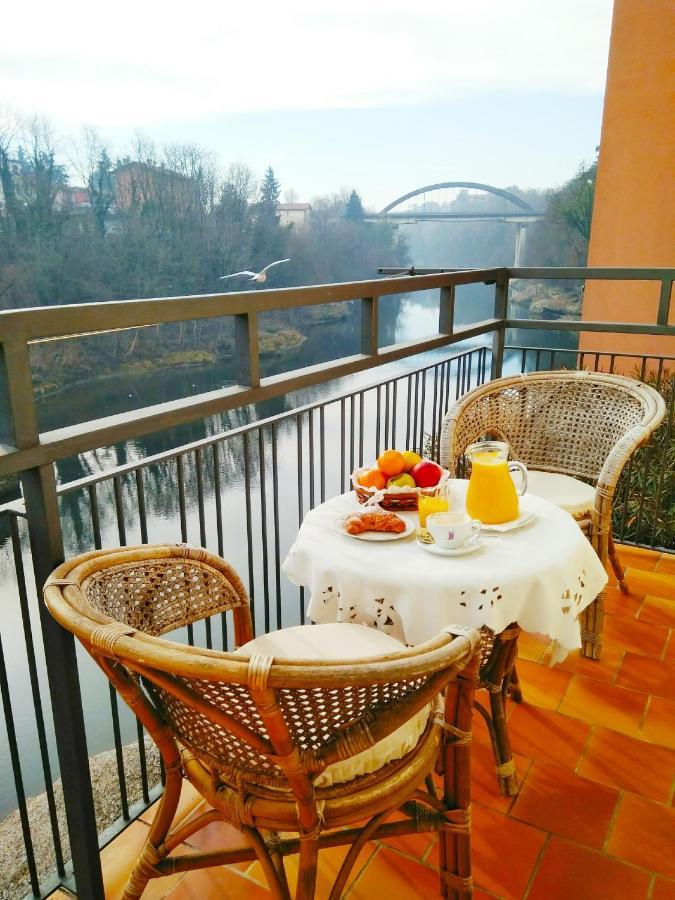B&B Pontevecchio เบรมบาเต ภายนอก รูปภาพ