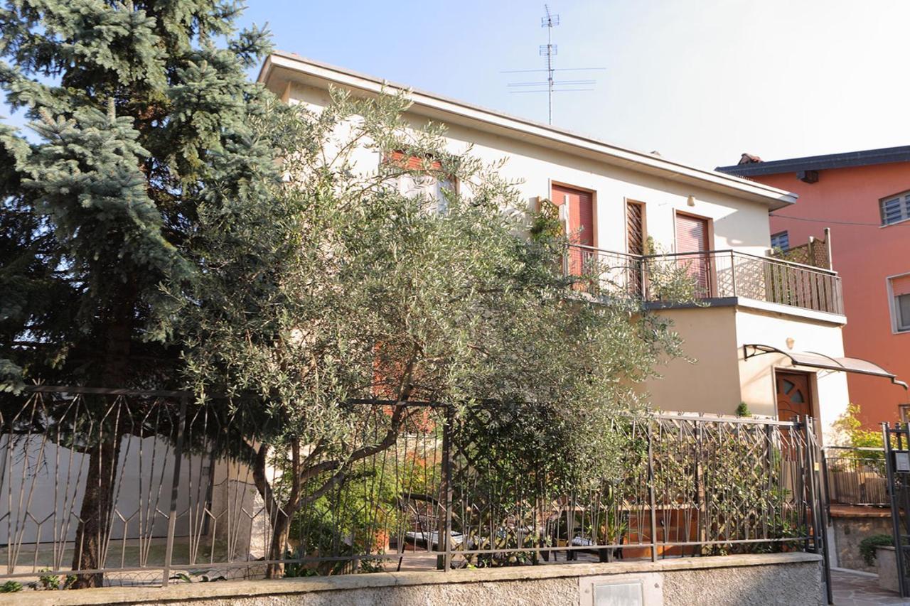 B&B Pontevecchio เบรมบาเต ภายนอก รูปภาพ