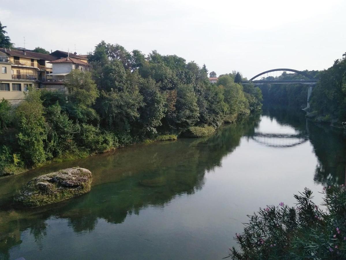 B&B Pontevecchio เบรมบาเต ภายนอก รูปภาพ